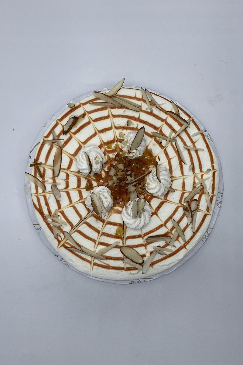 caramel crunch cake 1p 1300